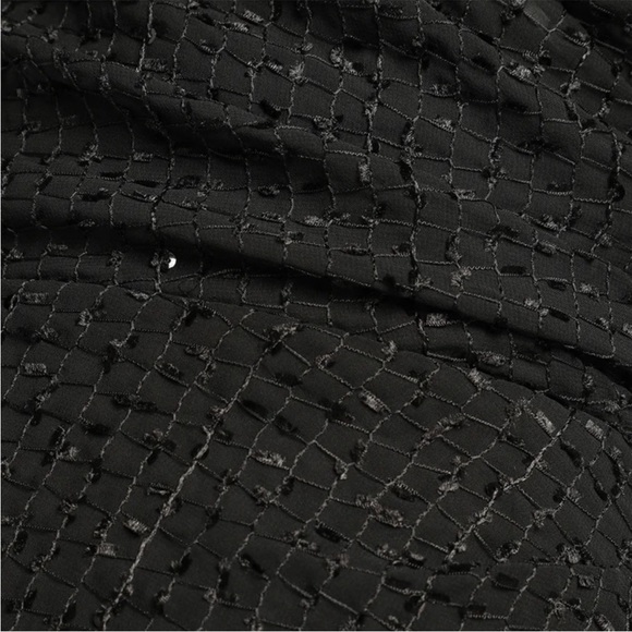 NWOT Lulus Total Temptation Black Textured Faux-Wrap Midi Dress Large - Picture 6 of 6